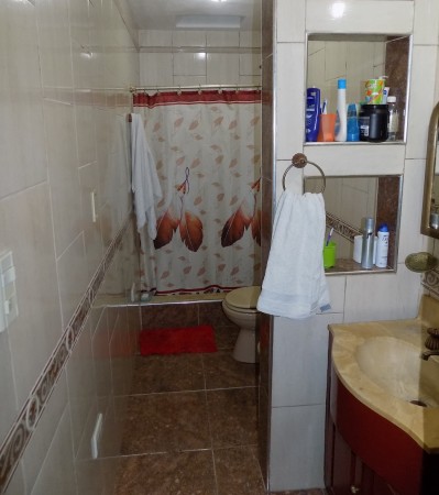 PH AL FRENTE DE 3 AMBIENTES, CON PATIO, TOTALMENTE INDEPENDIENTE. REFACCIONADO.