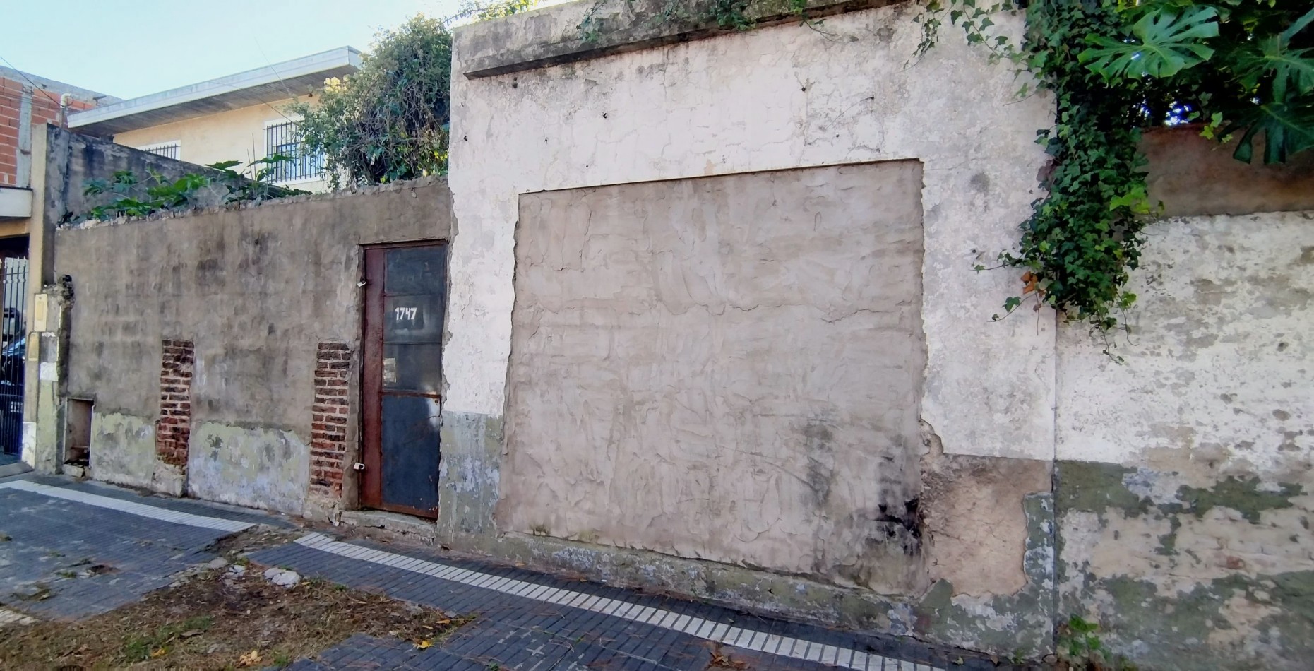 LOTE CON DOBLE FRENTE, SUPERFICIE TOTAL 684M2. IDEAL INVERSOR.