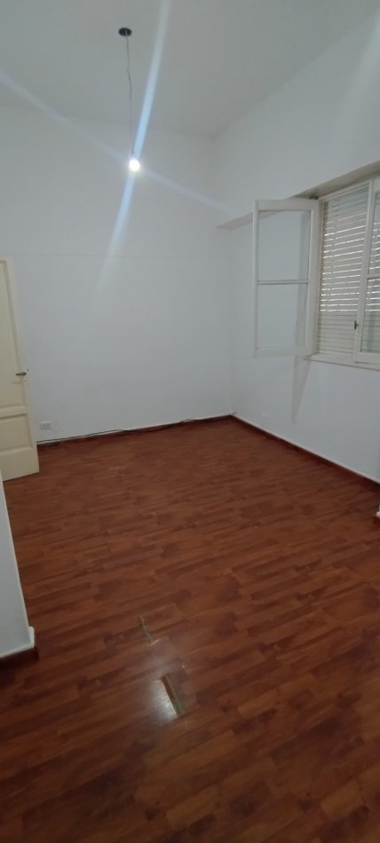 PH DE 2 AMBIENTES CON PATIO