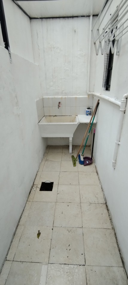 PH DE 2 AMBIENTES CON PATIO