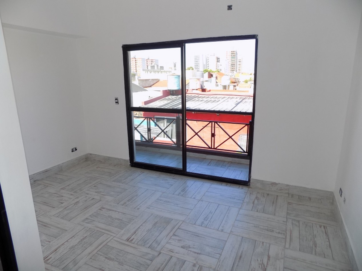 DEPARTAMENTOS MONOAMBIENTE DIVIDIDOS AL CONTRA FRENTE CON BALCON, 31M2.