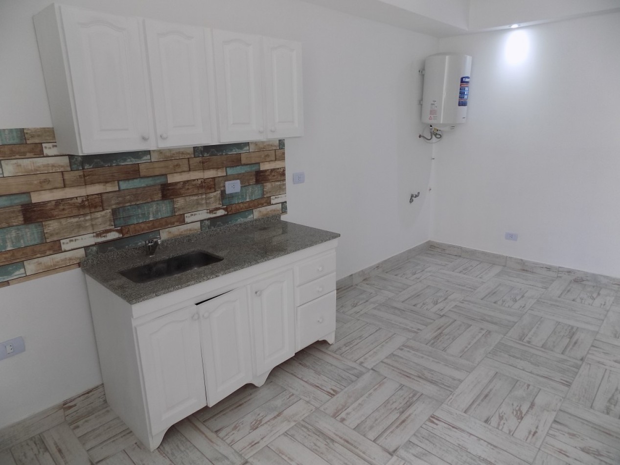 DEPARTAMENTO MONOAMBIENTE DIVIDIDO AL FRENTE CON BALCON. 29M2