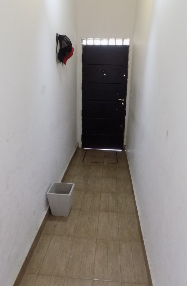 PH DE 3 AMBIENTES AL FRENTE CON INGRESO INDIVIDUAL