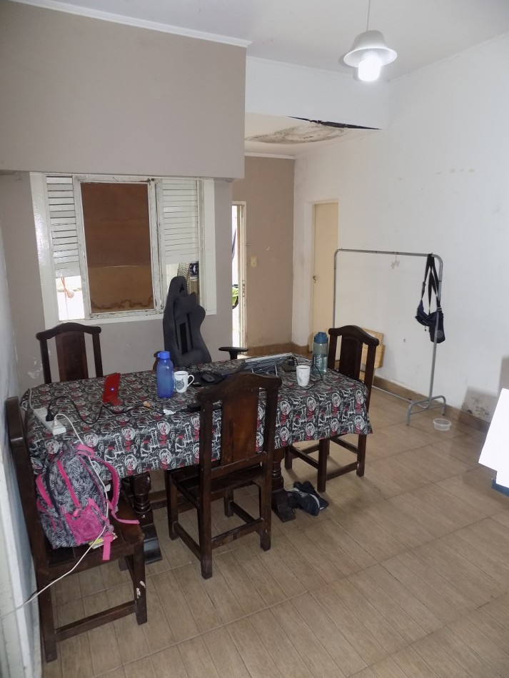 PH DE 3 AMBIENTES AL FRENTE CON INGRESO INDIVIDUAL