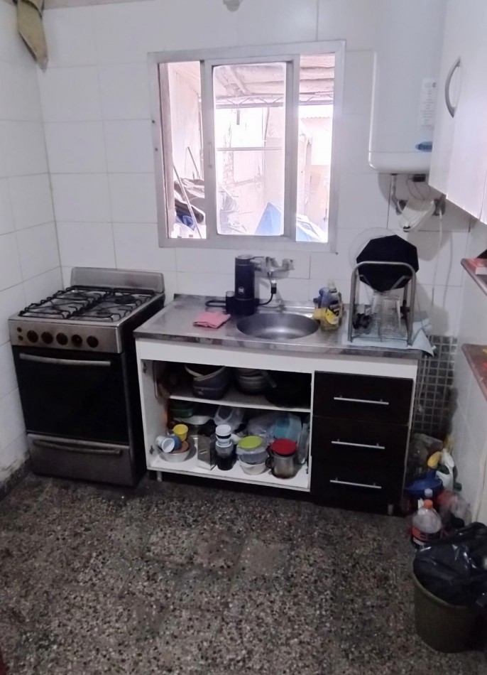 PH DE 3 AMBIENTES AL FRENTE CON INGRESO INDIVIDUAL