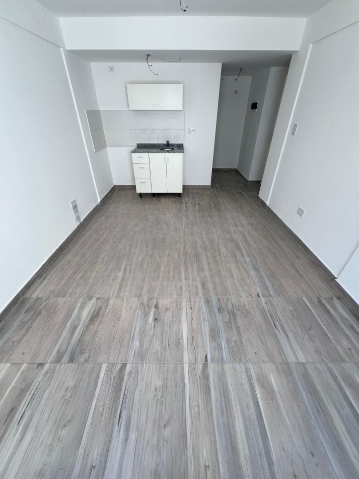 DEPARTAMENTO MONOAMBIENTE, 22M2, 2° PISO, DTO. D.