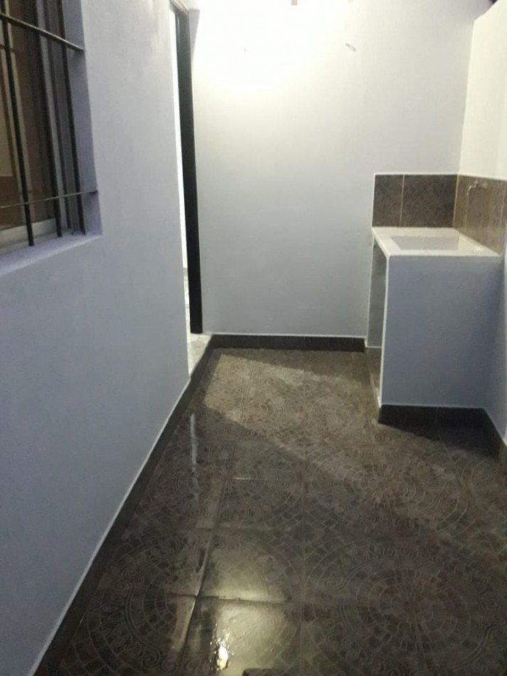 PH TIPO CASA, 3 AMBIENTES CON PATIO, LOMAS DE ZAMORA.