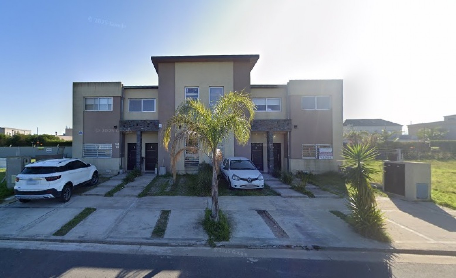 EXCELENTE DUPLEX DE 4 AMBIENTES AL FRENTE SOBRE LOS LOTES EXTERNOS DEL BARRIO NUEVO QUILMES.