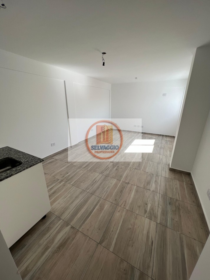 DEPARTAMENTO MONOAMBIENTE EN PISO 2, DTO F, INTERNO, 26 M2. LOMAS DE ZAMORA.