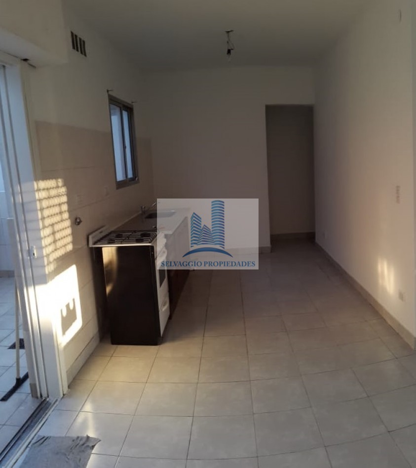 DEPARTAMENTO DE 3 AMBIENTES EN PLANTA BAJA CON PATIO Y GARAGE.86M2. LLAVALLOL.