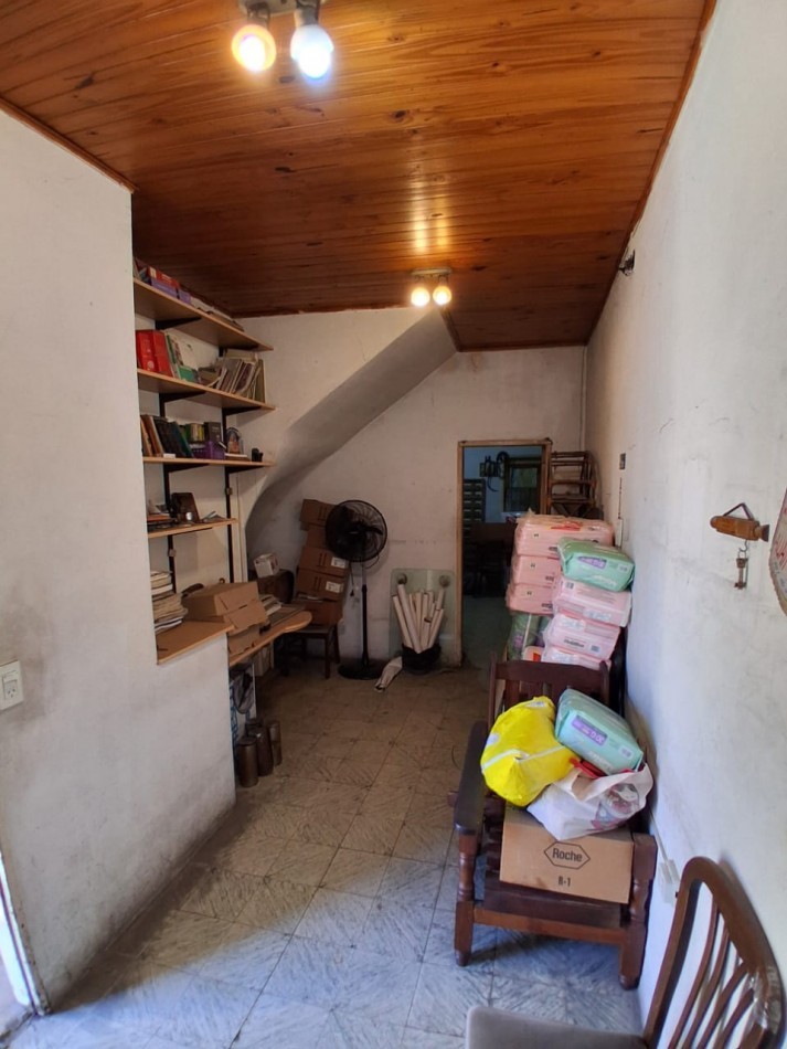 CASA DE 3 AMBIENTES CON GALPON DE 260M2 MAS TERRENO LINDERO DE 260M2