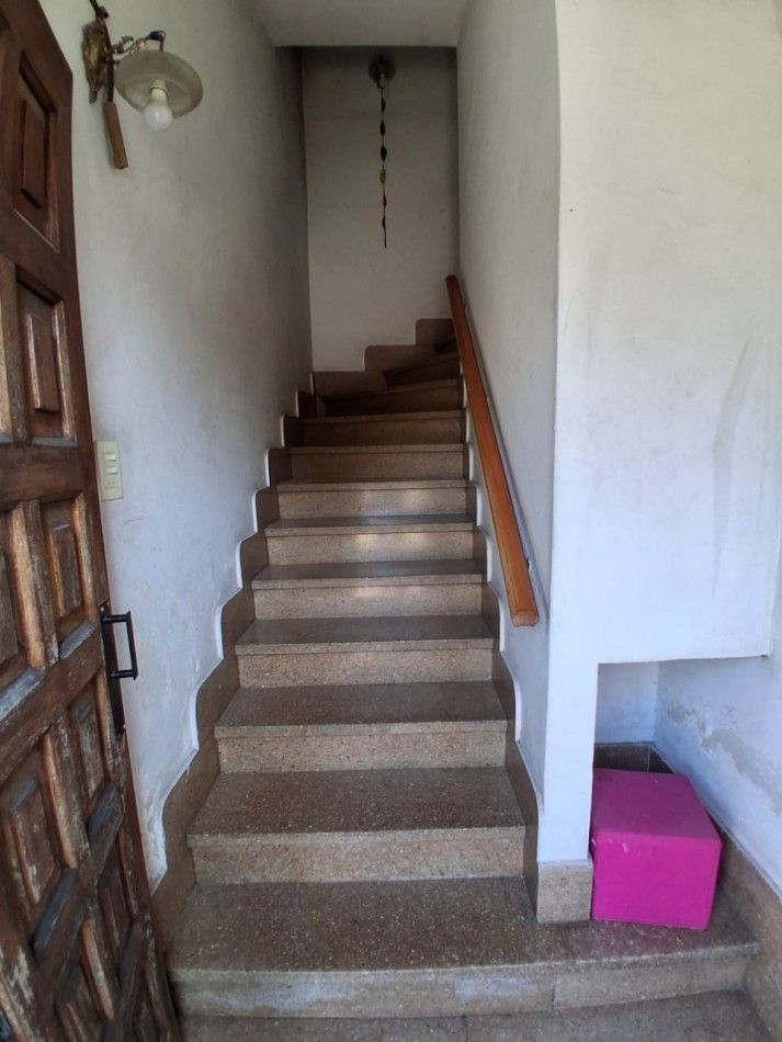 CASA DE 3 AMBIENTES CON GALPON DE 260M2 MAS TERRENO LINDERO DE 260M2