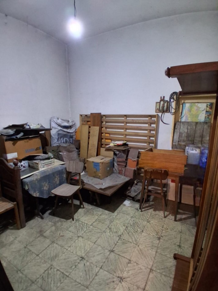 CASA DE 3 AMBIENTES CON GALPON DE 260M2 MAS TERRENO LINDERO DE 260M2