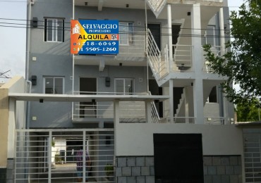 DEPARTAMENTO 2 AMBIENTES CON COCHERA