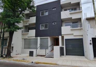 DEPARTAMENTO 2 AMBIENTES EN PLANTA BAJA CON PATIO A ESTRENAR, SUPERFICIE TOTAL 83M2.