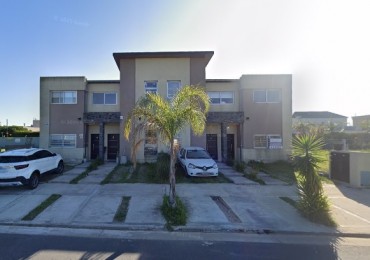 EXCELENTE DUPLEX DE 4 AMBIENTES AL FRENTE SOBRE LOS LOTES EXTERNOS DEL BARRIO NUEVO QUILMES.